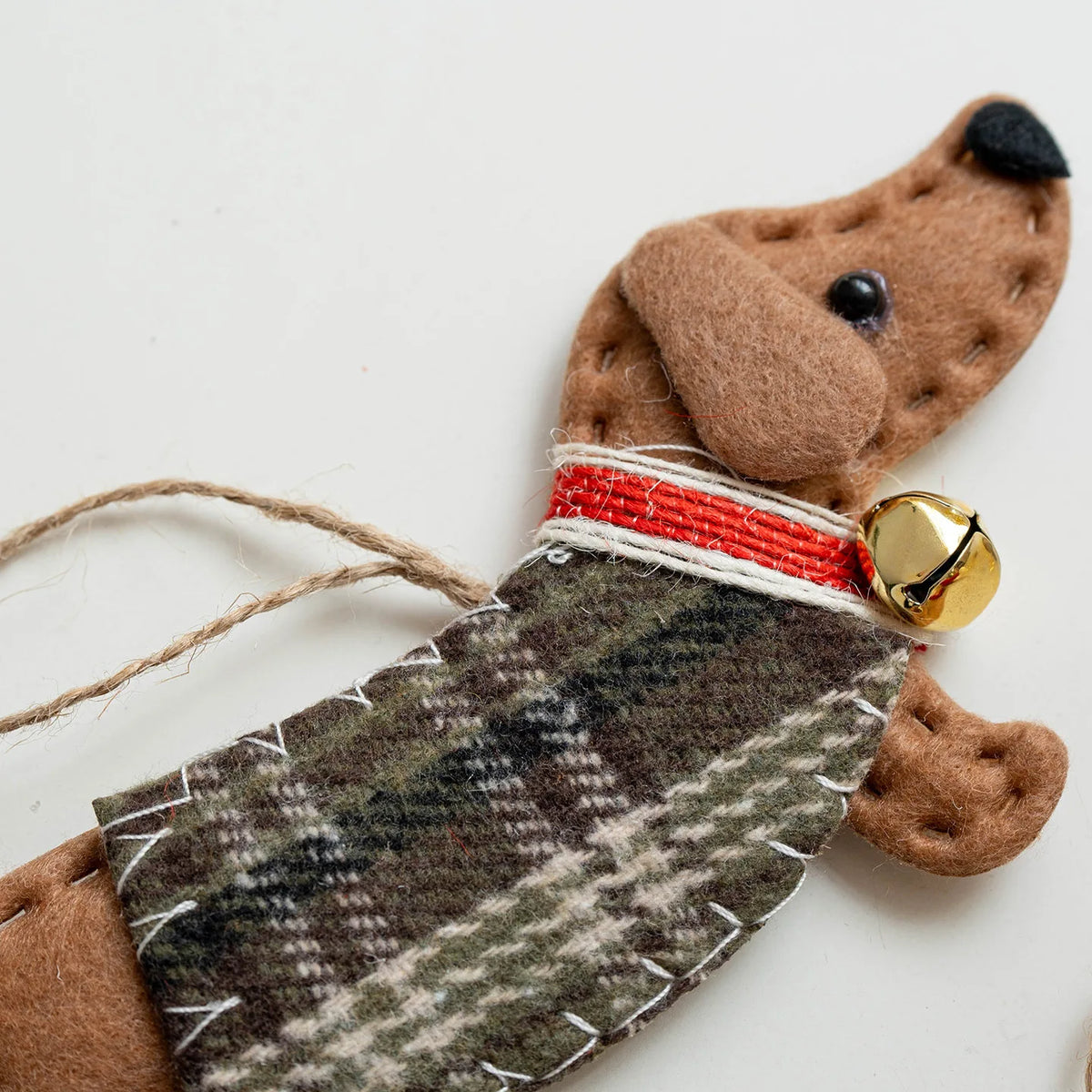Felt Dachshund Christmas Ornaments – Santa Hat Sausage Dog Plaid Tree Hanging Décor